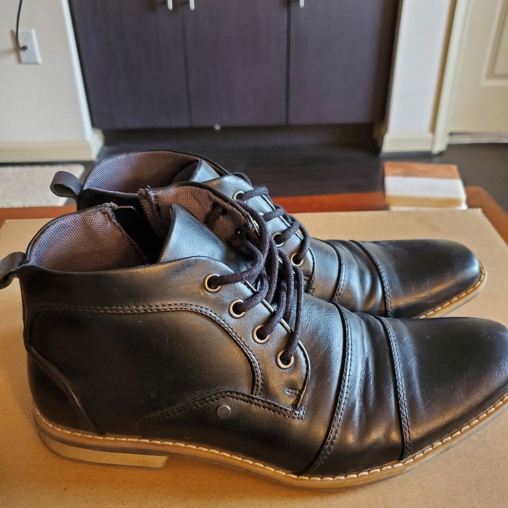 Report Rebelle Zip Up Boots